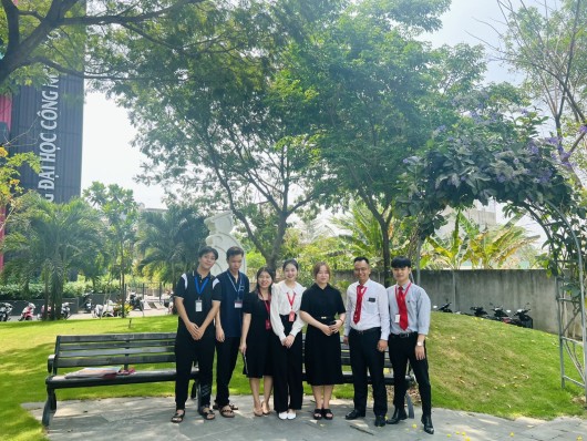 CỰU SINH VIÊN HUỲNH THỊ CHÂU VỀ LẠI MÁI TRƯỜNG DNTU ĐỂ CHIA SẺ KIẾN THỨC VÀ KINH NGHIỆM CHO NHỮNG THẾ HỆ SAU