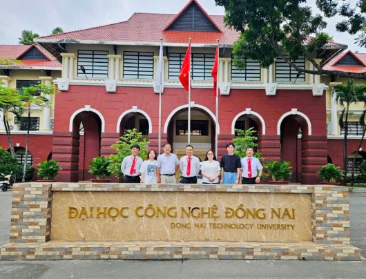 KHOA CÔNG NGHỆ CHÀO ĐÓN GIÁO SƯ TRƯỜNG ĐẠI HỌC VĂN HÓA TRUNG HOA (CCU) THAM GIA CHƯƠNG TRÌNH GIÁO SƯ THỈNH GIẢNG QUỐC TẾ