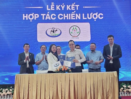 KHOA CÔNG NGHỆ KÝ KẾT HỢP TÁC CHIẾN LƯỢC VỚI CÔNG TY CỔ PHẦN DOMILK