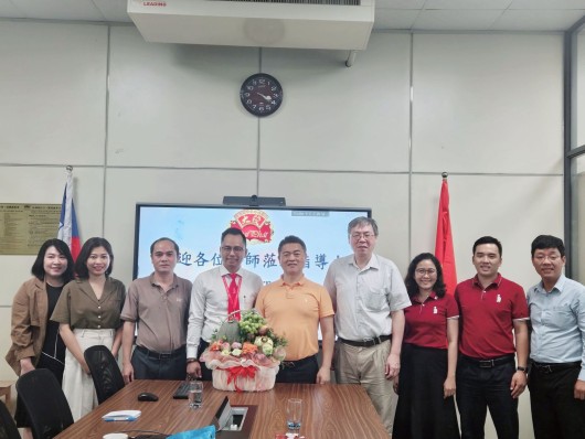 Khoa Công nghệ Tham quan và Làm việc với Công ty TNHH Thực phẩm Thương mại Đại Phát