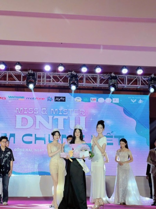 MISS DNTU NGUYỄN THỊ TÚ TRINH VÀ ƯỚC MƠ CỐNG HIẾN TRONG LĨNH VỰC R&D THỰC PHẨM