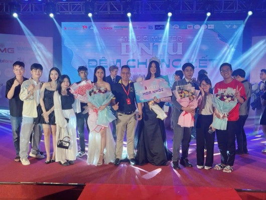 NHỮNG NGÔI SAO SÁNG CỦA KHOA CÔNG NGHỆ TRÊN HÀNH TRÌNH CHINH PHỤC TINH TÚ CỦA DNTU