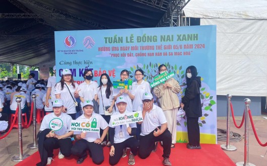 SINH VIÊN KHOA CÔNG NGHỆ VỚI CAM KẾT BẢO VỆ MÔI TRƯỜNG TẠI SỰ KIỆN TUẦN LỄ ĐỒNG NAI XANH