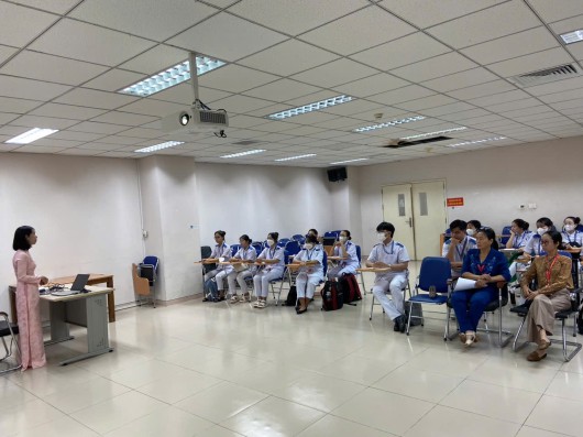 SINH VIÊN NGÀNH ĐIỀU DƯỠNG THAM GIA THỰC TẬP TẠI BỆNH VIỆN ĐA KHOA ĐỒNG NAI