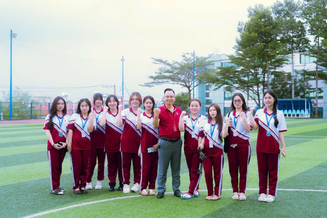 Lên sóng Thời sự Đồng Nai – Tiết học thực tế tại Khoa Công nghệ