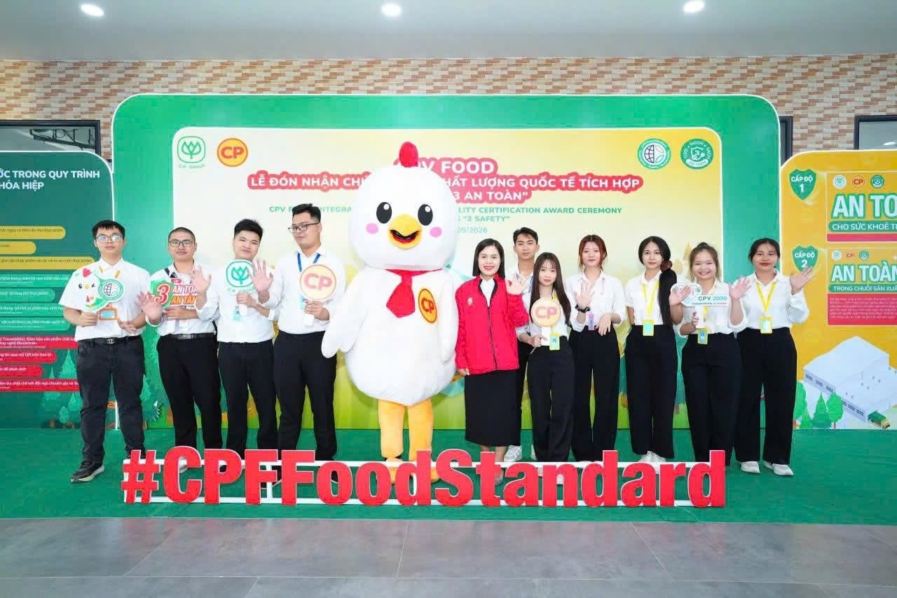 Khoảnh khắc đáng nhớ của sinh viên Khoa Công nghệ tại doanh nghiệp