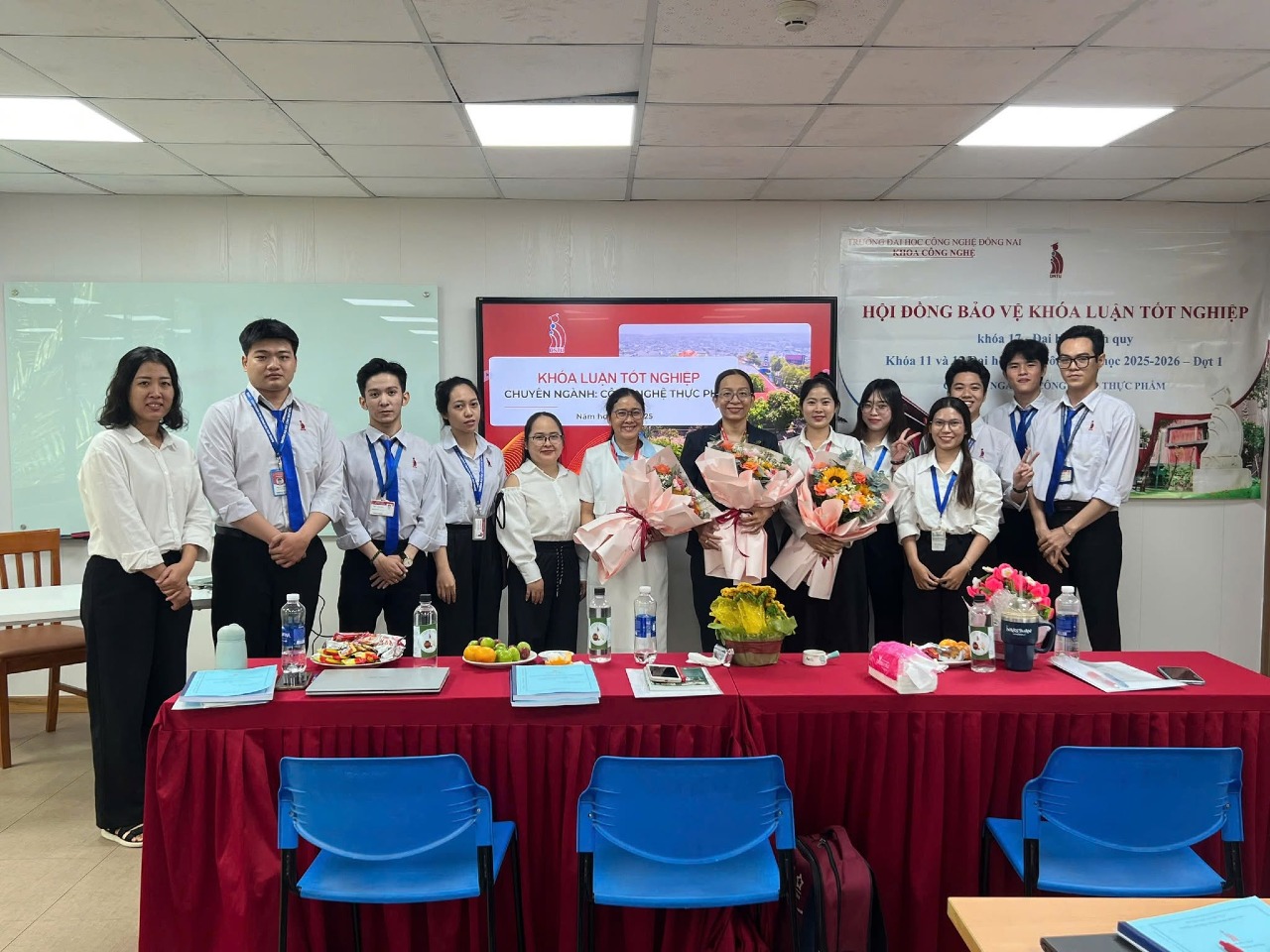 Bảo vệ Khóa luận tốt nghiệp ngành Công nghệ Thực phẩm năm học 2025–2026 (Đợt 1)
