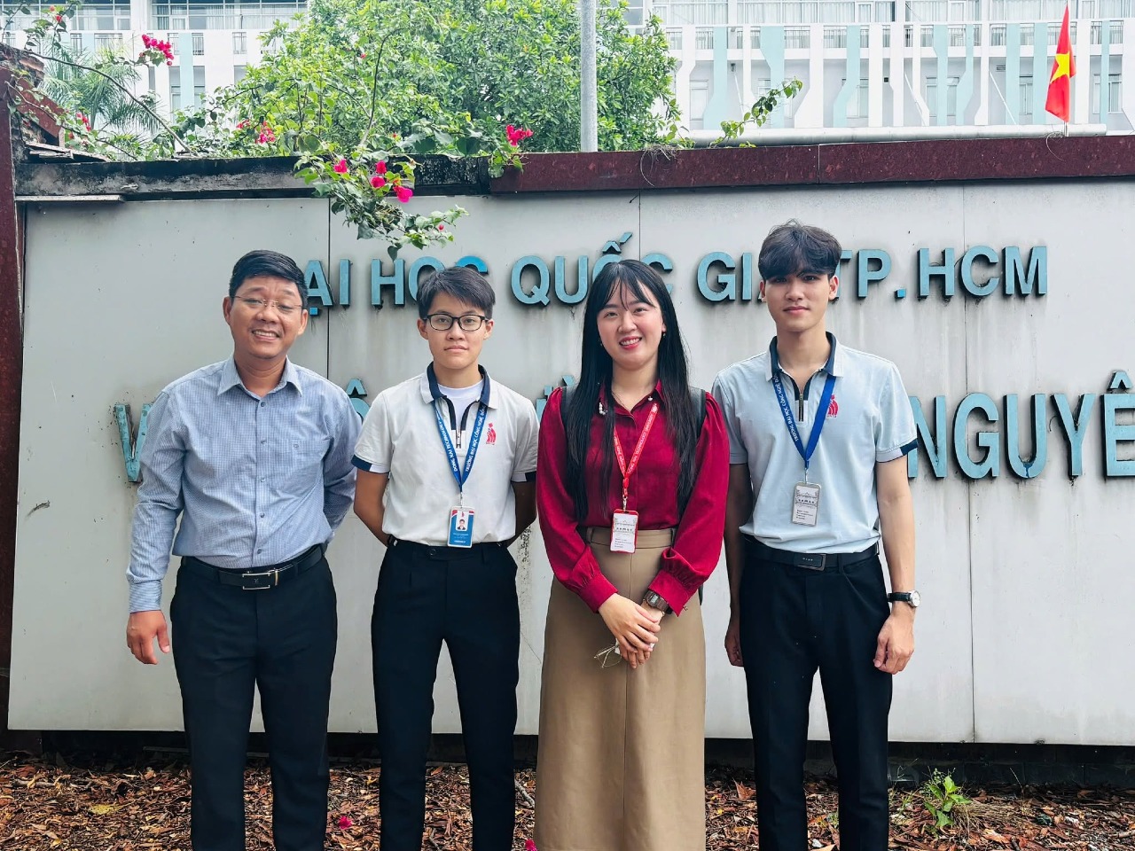 Sinh viên ngành Công nghệ Môi trường tham gia dự án cùng Viện Môi trường và Tài nguyên – ĐHQG TP.HCM