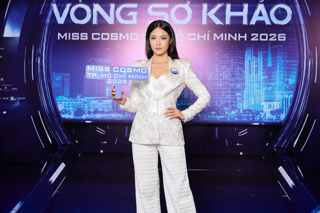 Chúc mừng sinh viên Nguyễn Thị Tú Trinh lọt Top 30 Miss Cosmo TP. Hồ Chí Minh 2026