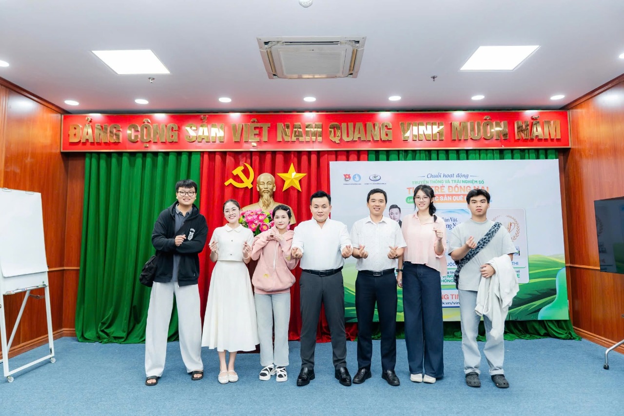 Khoa Công nghệ tham gia chương trình Tập huấn Sản xuất Video và sáng tạo nội dung số
